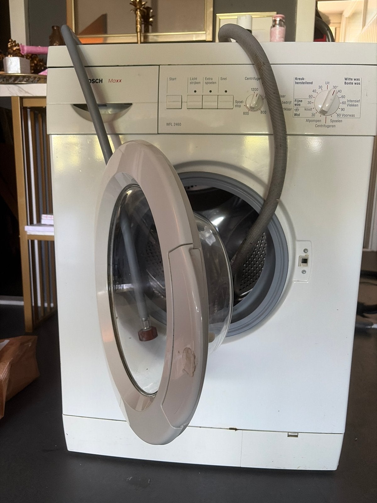Bosch Maxx WFL 2460 Wasmachine - lekt aan onderkant, Ophalen of Verzenden, Voorlader, Wolwasprogramma, Niet werkend