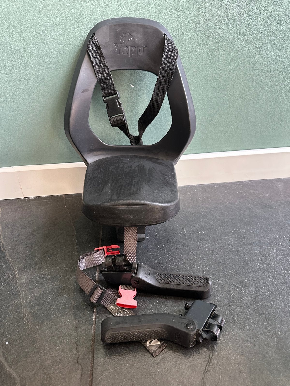 Thule Yepp Junior  Fietsstoeltje - achterop, Fietsen en Brommers, Ophalen, Voorzitje, 0 t/m 13 kg, Gebruikt