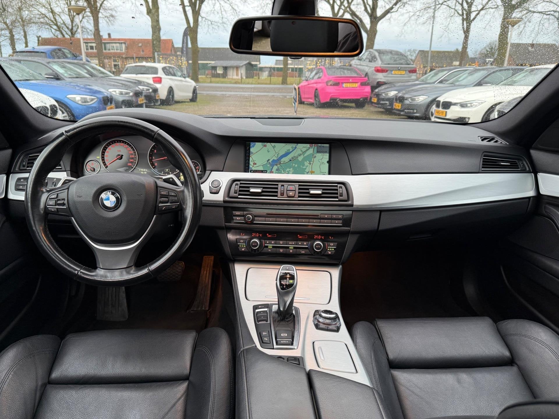 BMW 5-serie 535xi High Executive|Navigatie|Climate control|C, Auto's, BMW, Automaat, Euro 5, Gebruikt, Zwart