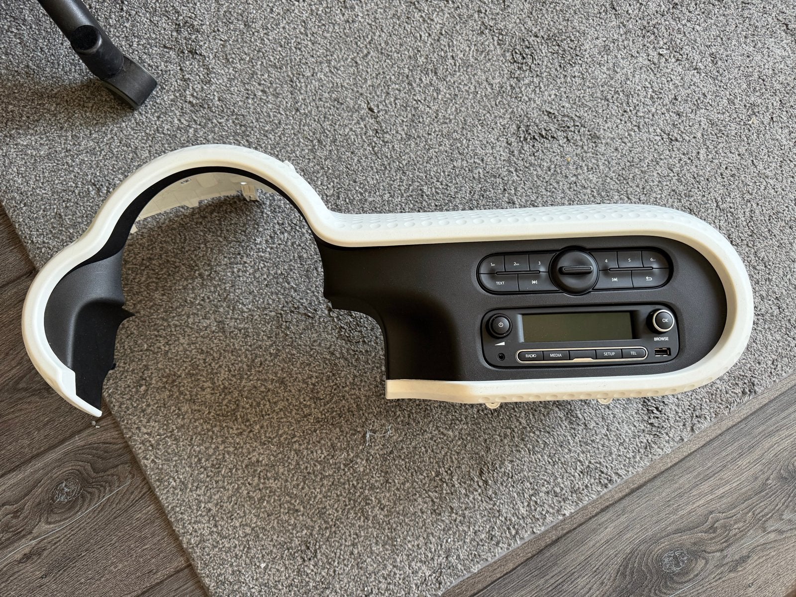 Renault Twingo 3 Radio Systeem met Dashboard, Auto diversen, Ophalen of Verzenden, Gebruikt