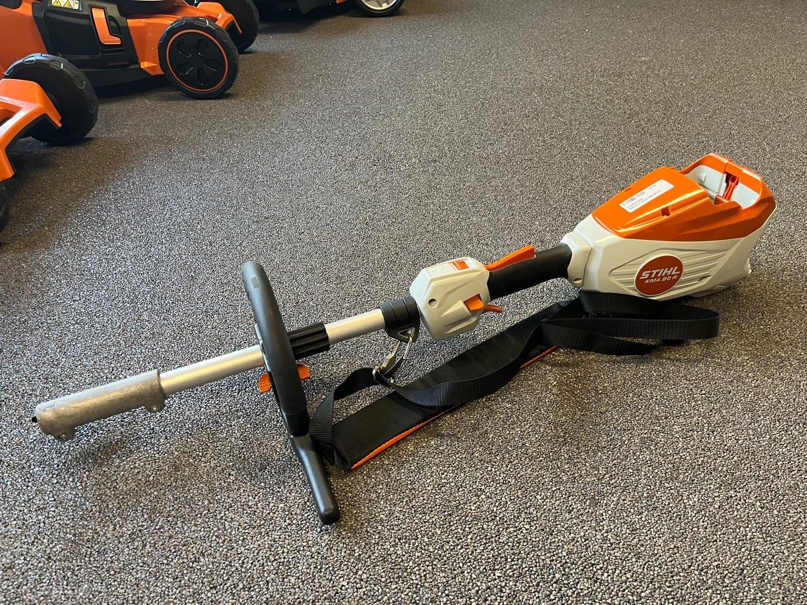 Stihl KMA 80 R Accu CombiMotor (nieuw), Tuin en Terras, Grastrimmers, Ophalen, Stihl, Nieuw, STIHL