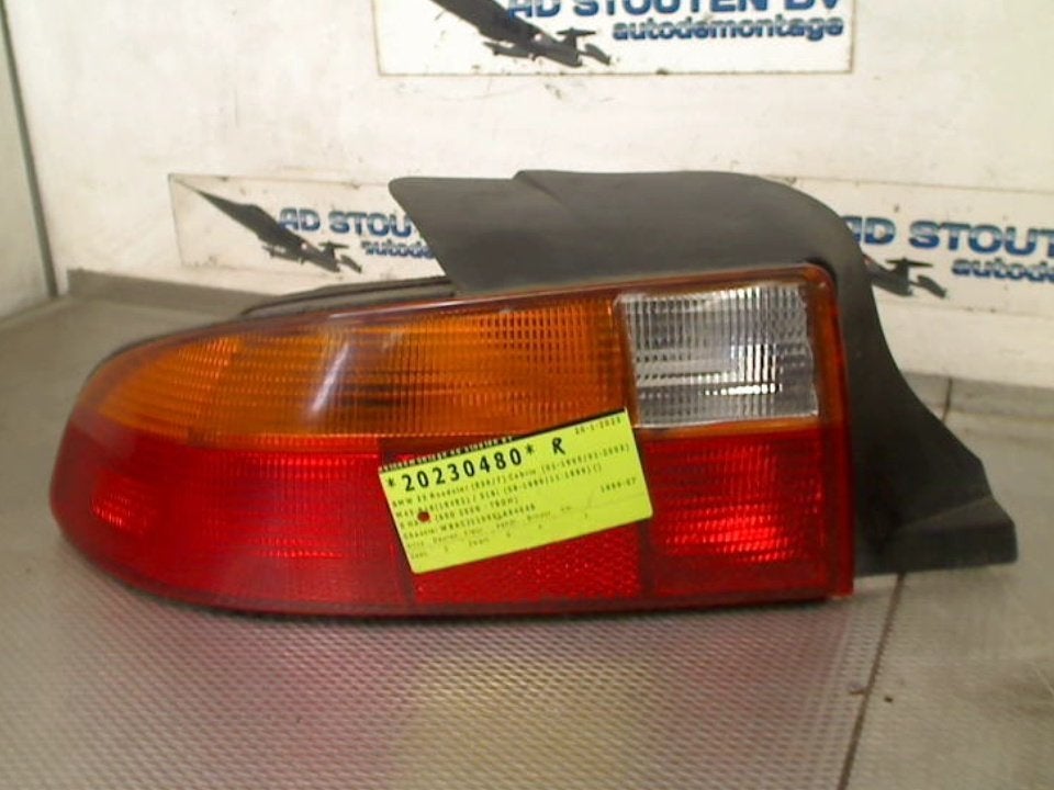 Achterlicht Links BUITEN BMW Z3 Roadster (E36/7) 1996, Gebruikt, Petuelring 130, München 80809, , Duitsland, BMW, Bayerische Motoren Werke AG