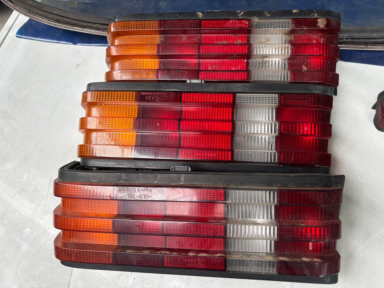 4x achterlicht Mercedes 190 (W201), Ophalen