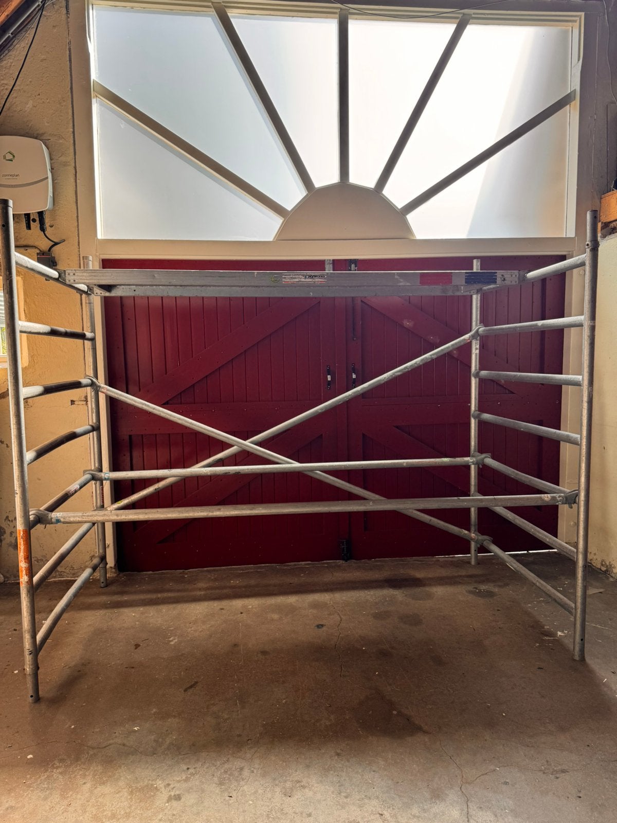 Steiger te huur, Doe-het-zelf en Verbouw, Steigers, Ophalen, Zo goed als nieuw, Rolsteiger of Kamersteiger, 5 meter of hoger