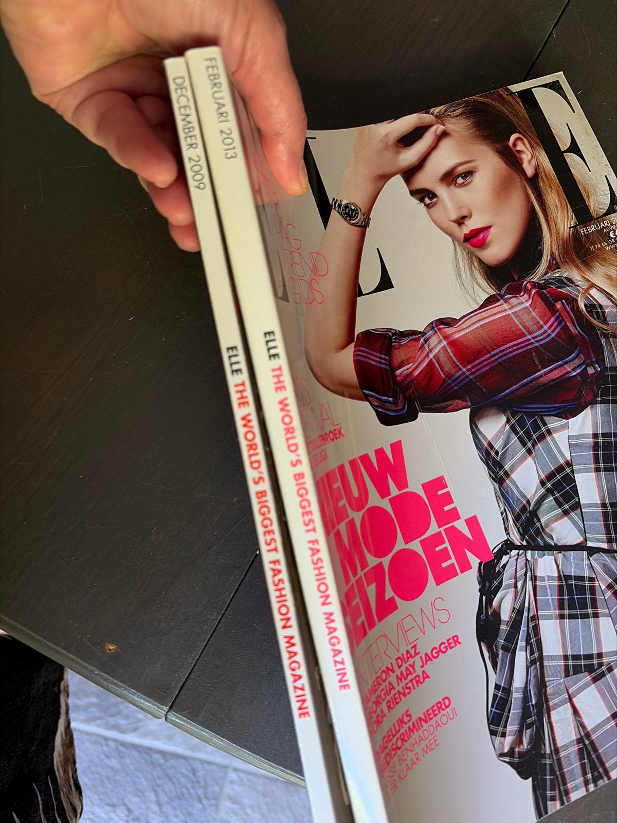 ELLE Magazine: Februari 2013 & December 2009, Ophalen of Verzenden, Gelezen, Glossy