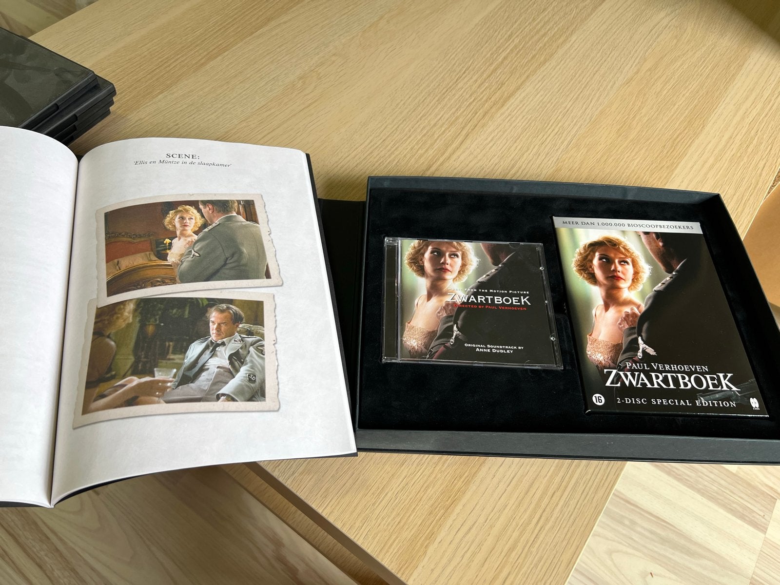 Zwartboek - Speciale Editie (DVD + Soundtrack CD), Cd's en Dvd's, Gebruikt, Vanaf 16 jaar, Speciale editie, Nederlands