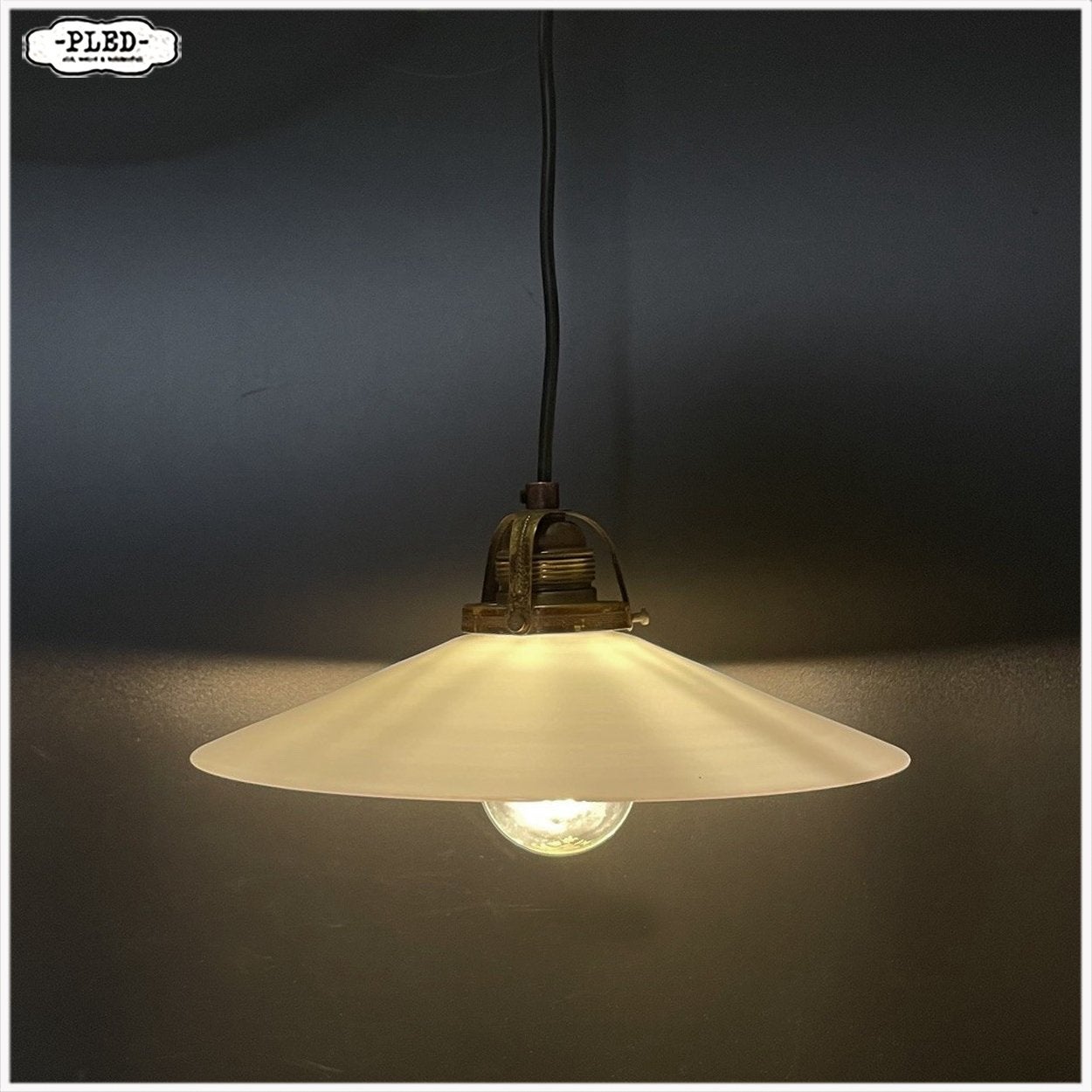Oud opalinr hanglampje Lamp Vintage, Gebruikt, Vintage, Glas, Nb
