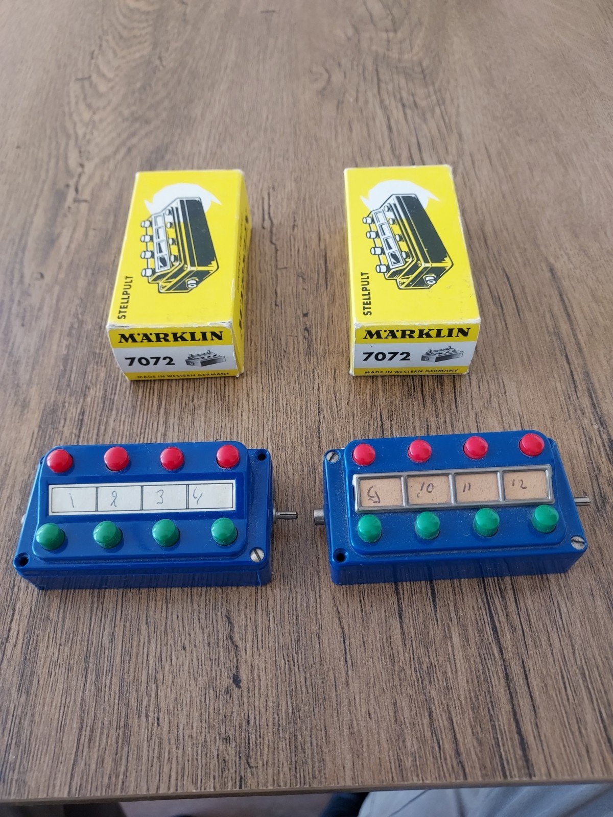Märklin 7072 Stelpult (2 stuks) met originele verpakking, Wisselstroom, Gebruikt, Overige typen, Ophalen of Verzenden
