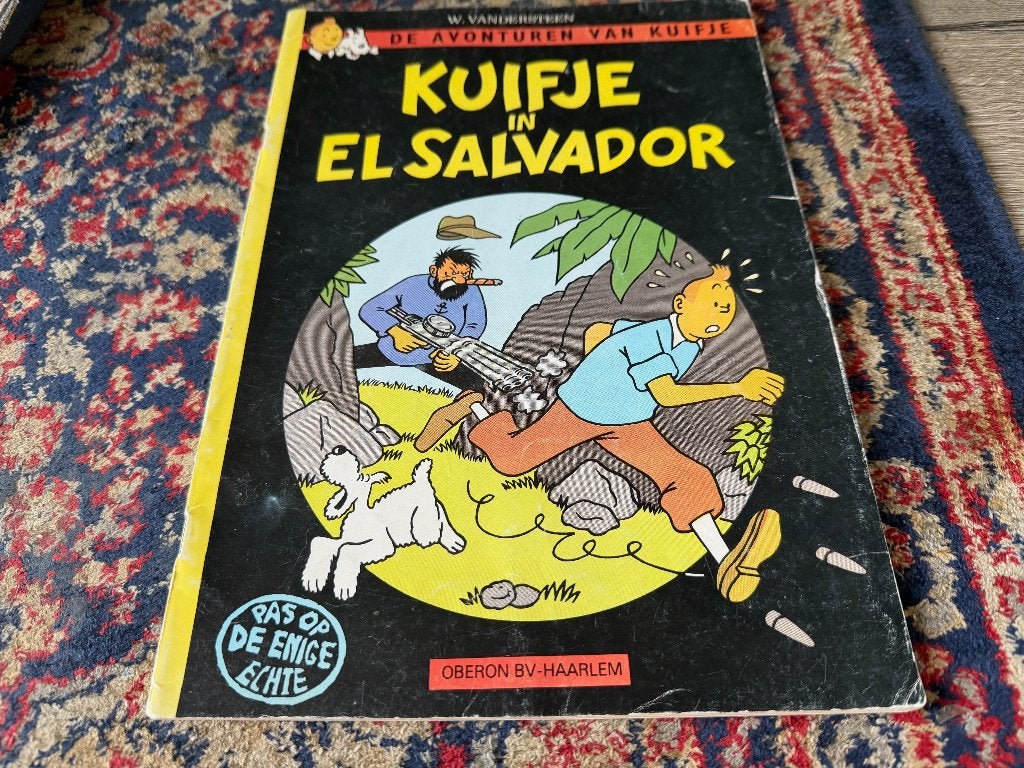 De avonturen van Kuifje. Kuifje in El Salvador. Martin Lodew, Martin Lodewijk., Eén stripboek, Ophalen of Verzenden, Zo goed als nieuw