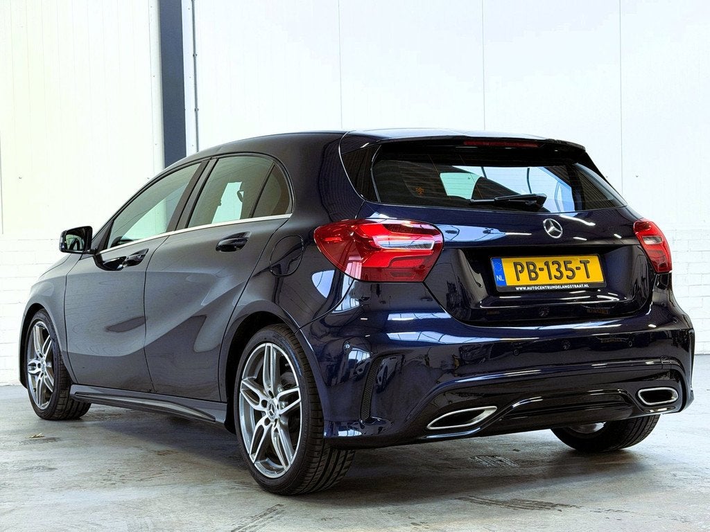 Mercedes-Benz A-klasse 180 Business Solution AMG, Auto's, Gebruikt, 4 cilinders, Blauw, 122 pk