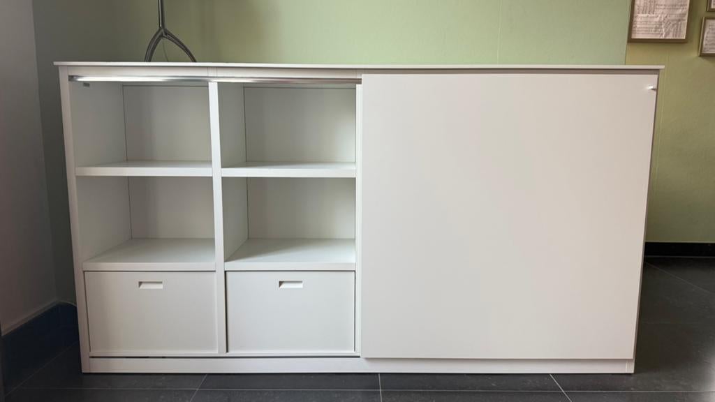 Wand (TV) kast matlak kalkwitte kleur. Merk Molteni & C, Ophalen, Zo goed als nieuw, 25 tot 50 cm
