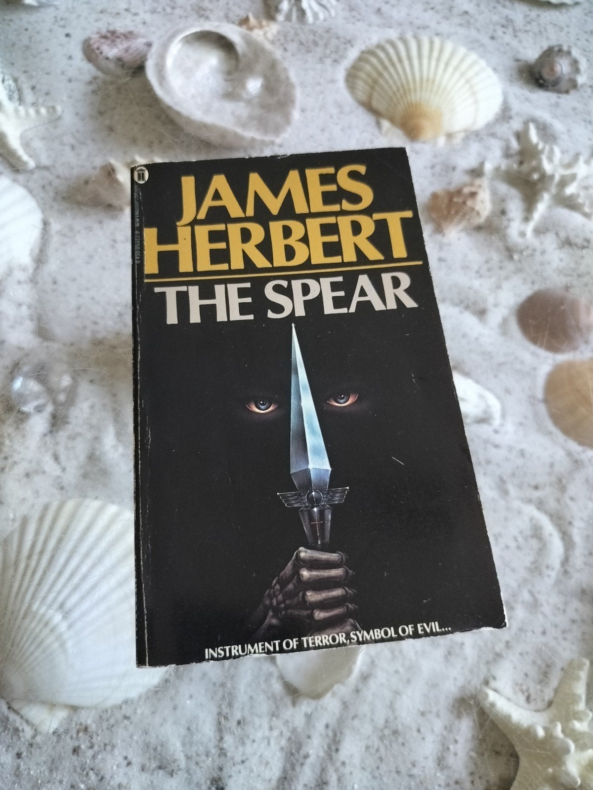 James Herbert - The Spear - English, Boeken, Ophalen of Verzenden, Gelezen