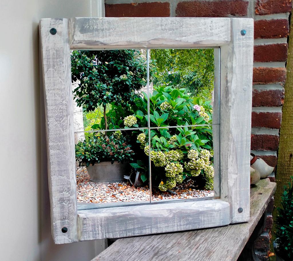 Brocante Houten Tuin Spiegel / Tuinspiegel - Als Nieuw, Tuin en Terras, Tuinwanddecoratie, Ophalen of Verzenden, Zo goed als nieuw