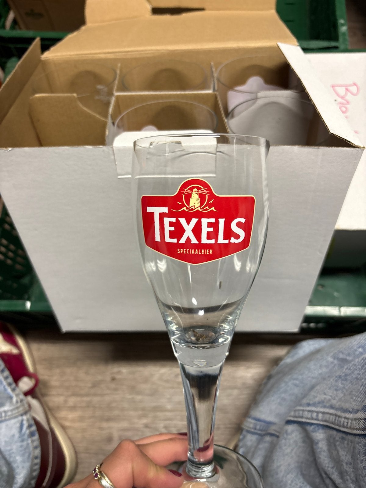 Set van 6 Texels speciaalbier glazen op voet nieuw!, Verzamelen, Ophalen of Verzenden, Nieuw, Bierglas