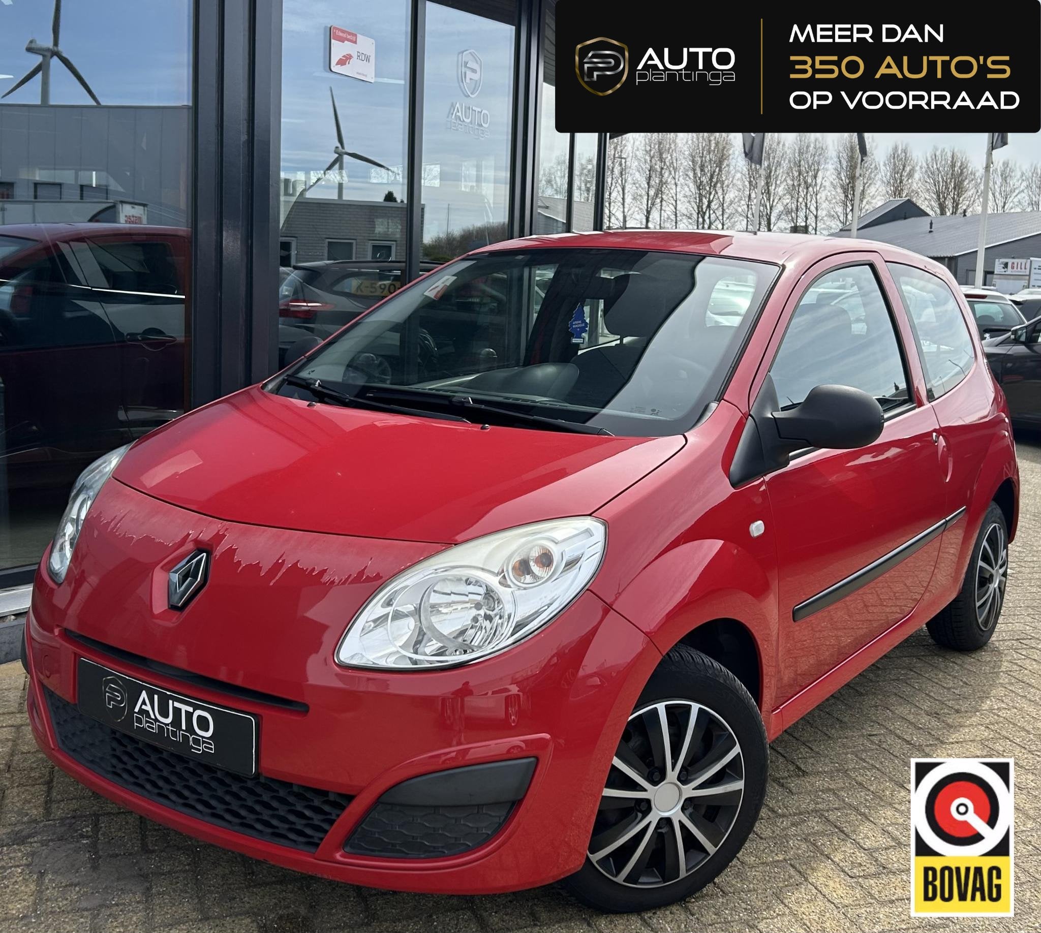 Renault Twingo 1.2 Authentique NL AUTO | Onderhoudshistorie, Auto's, Renault, Voorwielaandrijving, Gebruikt, 31 €/maand, 4 cilinders
