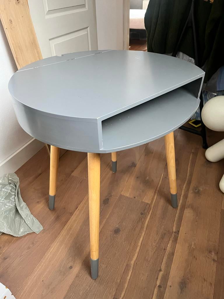 bureau computer tafeltje met opbergruimte, Ophalen, Zo goed als nieuw