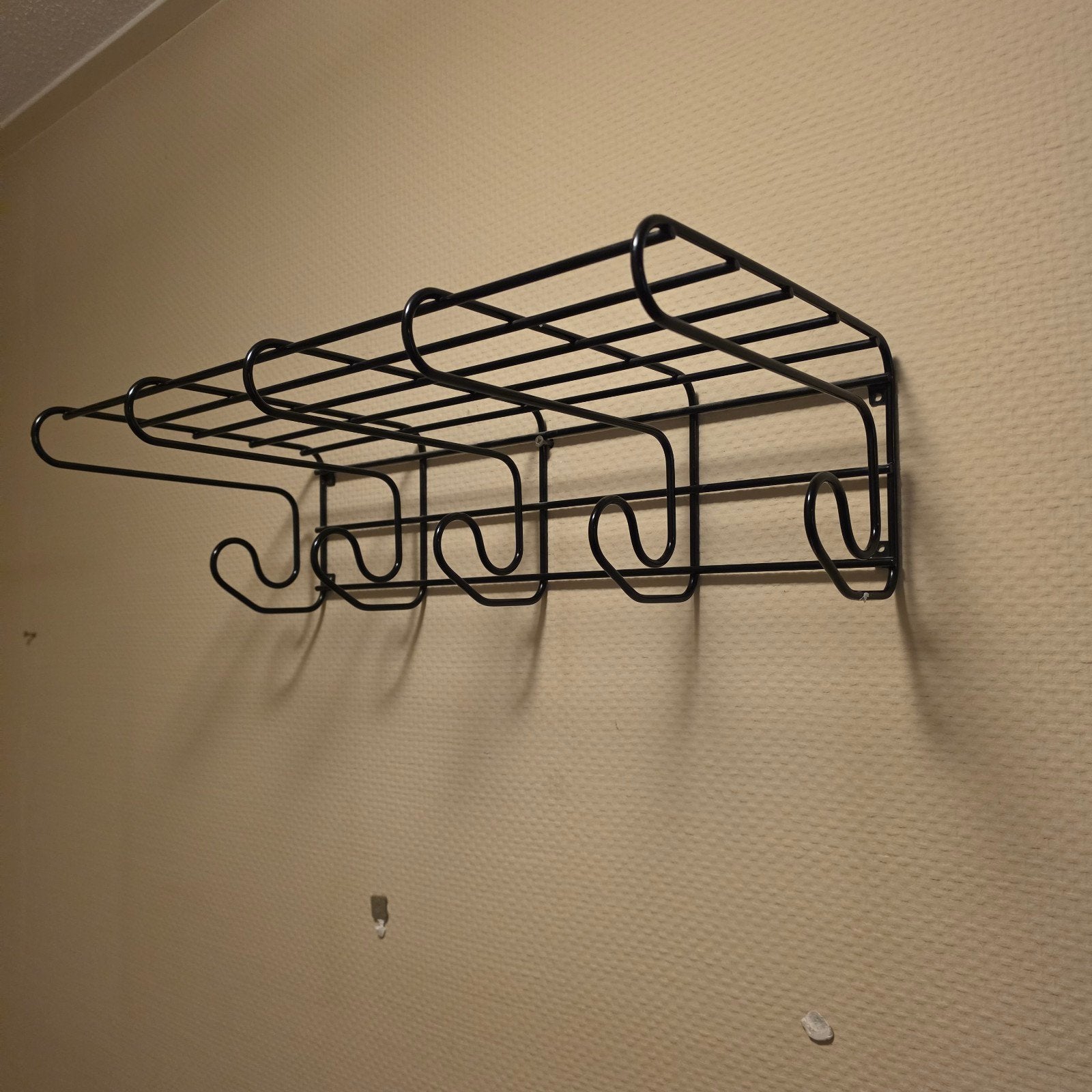 IKEA Wandkapstok Zwart Metaal Draadstaal Hoedenplank, Wandkapstok, Ophalen of Verzenden, Zo goed als nieuw, Minder dan 100 cm