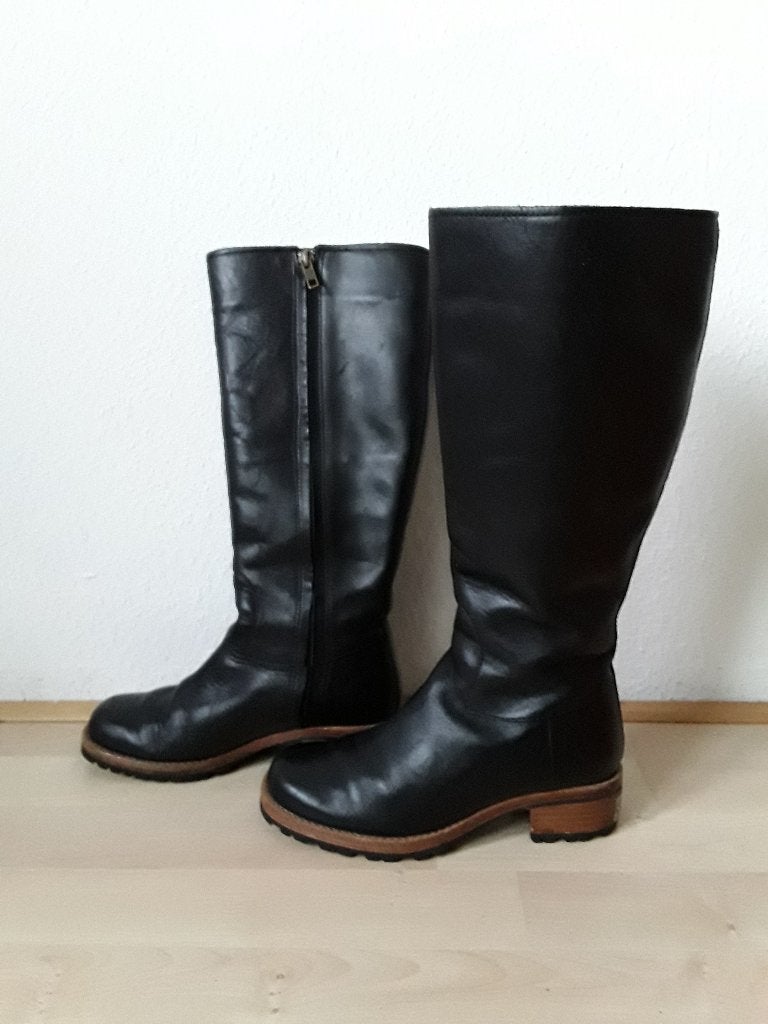 UGG laarzen in zwart mt 36, Kleding | Dames, Schoenen, Hoge laarzen, UGG, Verzenden, Zwart