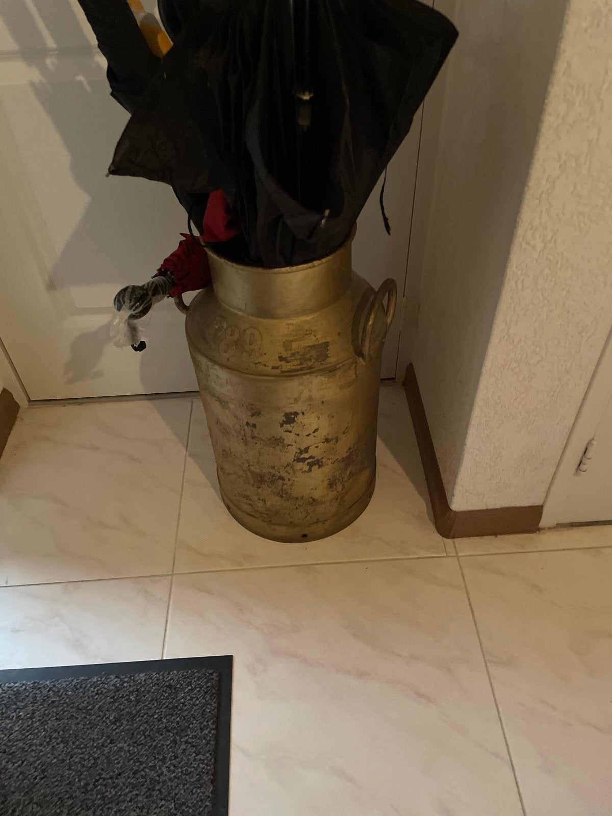 Melkbus met  deksel. Wel ophalen, Huis en Inrichting, Vintage, Gebruikt, Ophalen of Verzenden, Goud