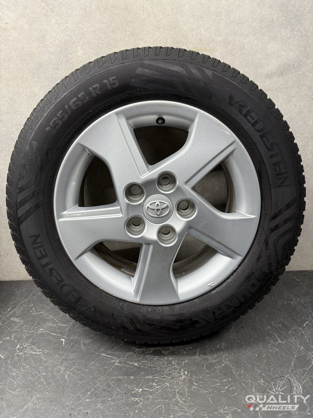 15” Toyota Auris, Corolla, Verso Velgen + Banden 195/65/15 1, Auto-onderdelen, Banden en Velgen, Gebruikt, 15 inch, -, -