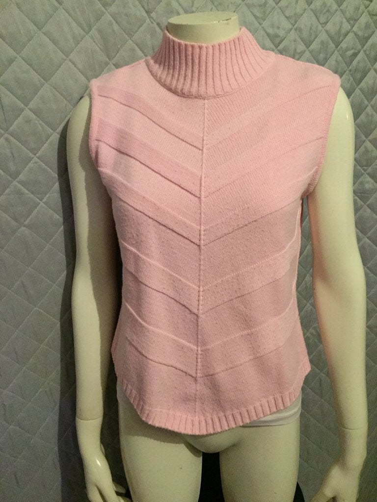 Raspberry gebreide twinset maat L (1B10), Tweedehands verkoop, Ophalen of Verzenden, Roze, Tweedehands verkoop