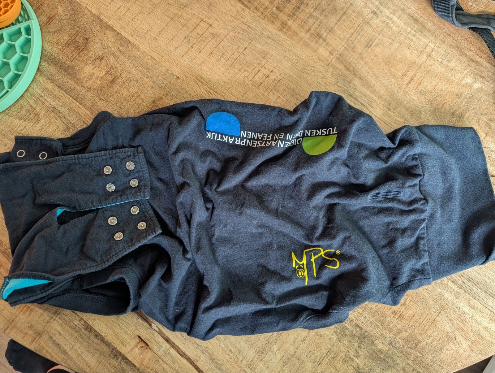 honden medisch shirt Maat M, Ophalen, Zo goed als nieuw