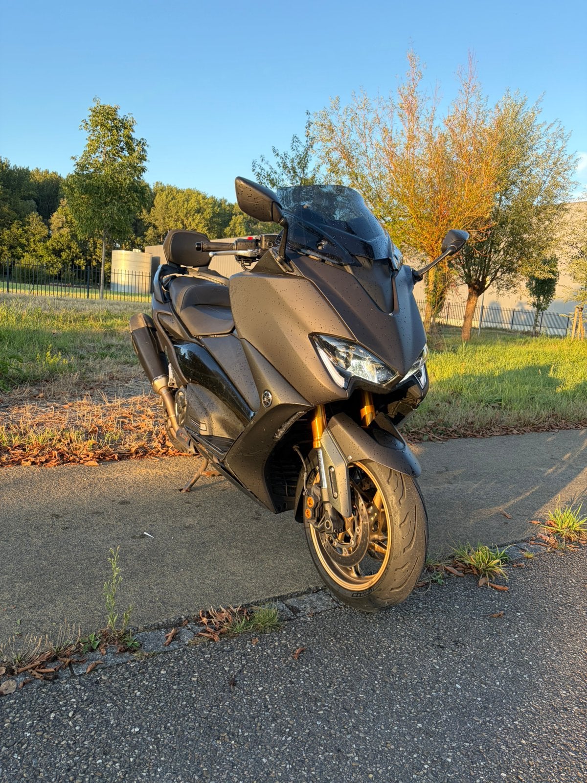 Tmax tech max 560 2020, Fietsen en Brommers, Scooters | Yamaha, Ophalen, Zo goed als nieuw, Benzine, Overige modellen