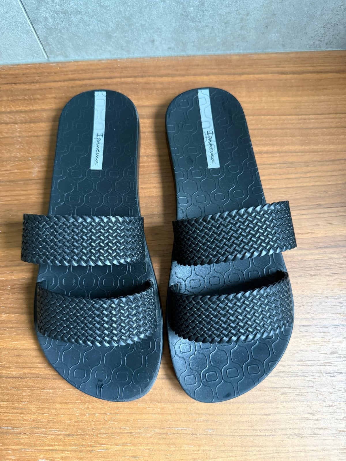 Ipanema slippers maat 38 zwart, Ophalen of Verzenden, Zo goed als nieuw, Zwart, Slippers