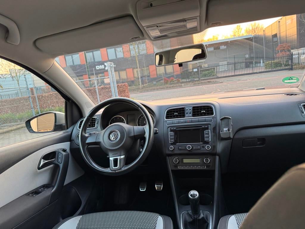 Volkswagen Polo 1.2 TSI Cross, Voorwielaandrijving, Zwart, Origineel Nederlands, Handgeschakeld