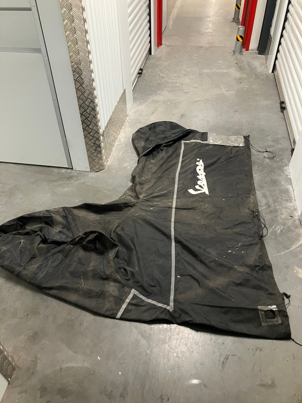 Vespa scooter hoes origineel koopje! 25,- euro, Ophalen of Verzenden, Zo goed als nieuw, Vespa
