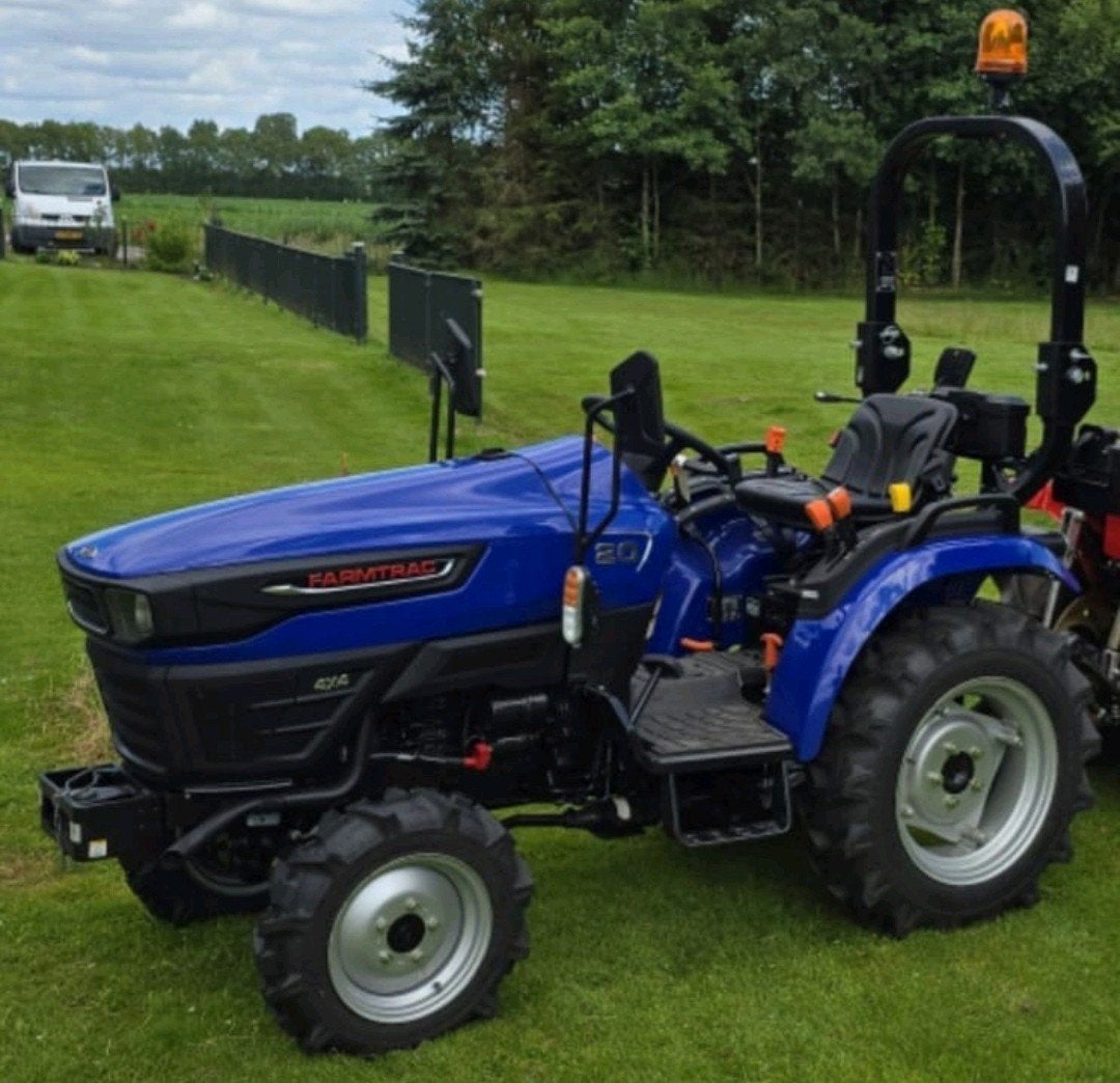 Farmtrac mini tractor diesel hef pto hydroliek 4x4 maaier, Ophalen, Zo goed als nieuw, Versnellingen, 120 cm of meer