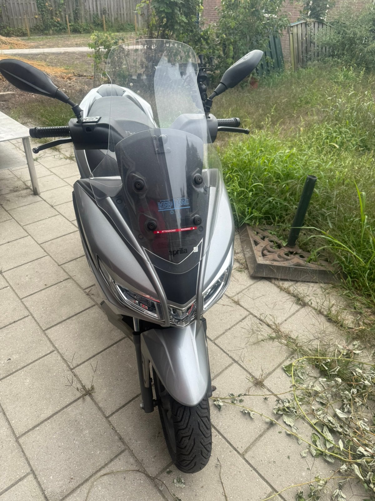 Aprilia srx 50 ge koop, Fietsen en Brommers, Ophalen, Gebruikt, Benzine, Overige modellen