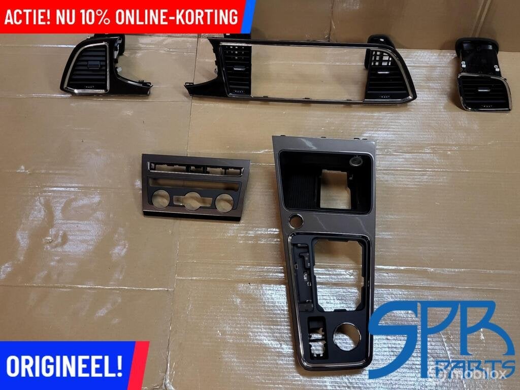 SEAT Ateca INTERIEURLIJSTEN SET BRUIN DASHBOARD NEW COMPLEET, Auto-onderdelen, Interieur en Bekleding, SEAT, Nieuw, Ophalen of Verzenden