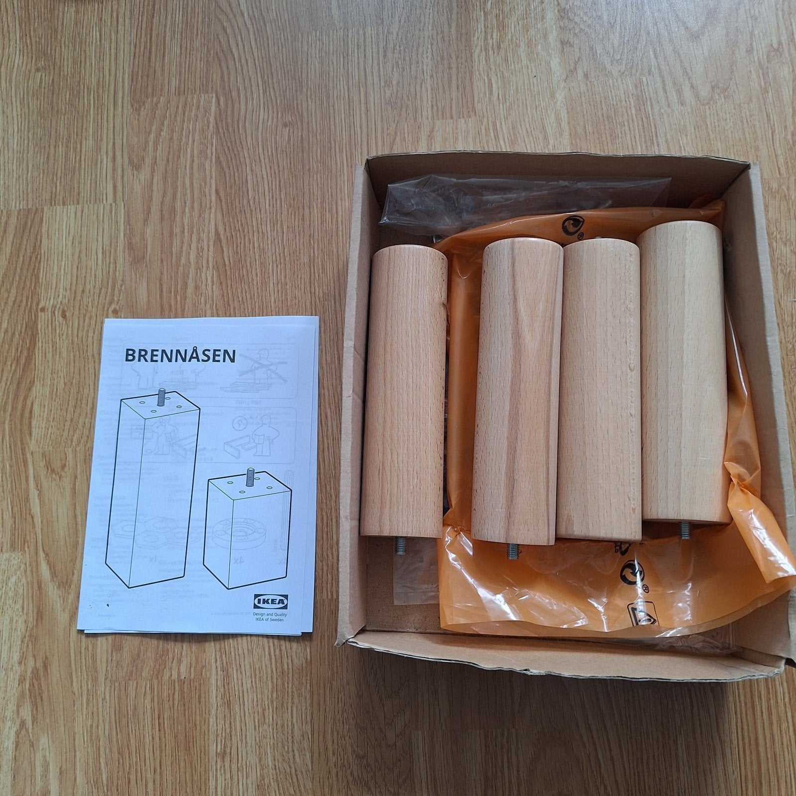 IKEA BRENNÅSEN Bedpoten - Nieuw in doos, Huis en Inrichting, Slaapkamer | Bedden, Ophalen of Verzenden, Nieuw, Overige kleuren