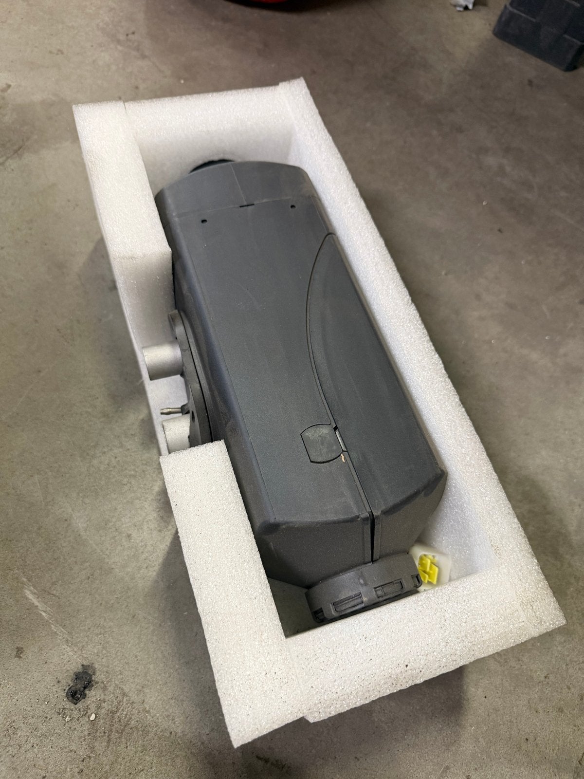 12V 2KW Diesel Luchtverwarmer Standkachel met Afstandsbedien, Ophalen of Verzenden, Nieuw, Universele onderdelen