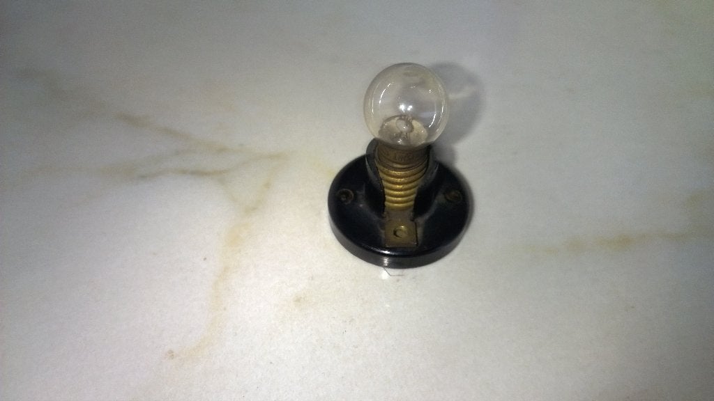 Vintage  : 3 bakeliet  mini soketten, Ophalen of Verzenden, Gebruikt, Overige typen