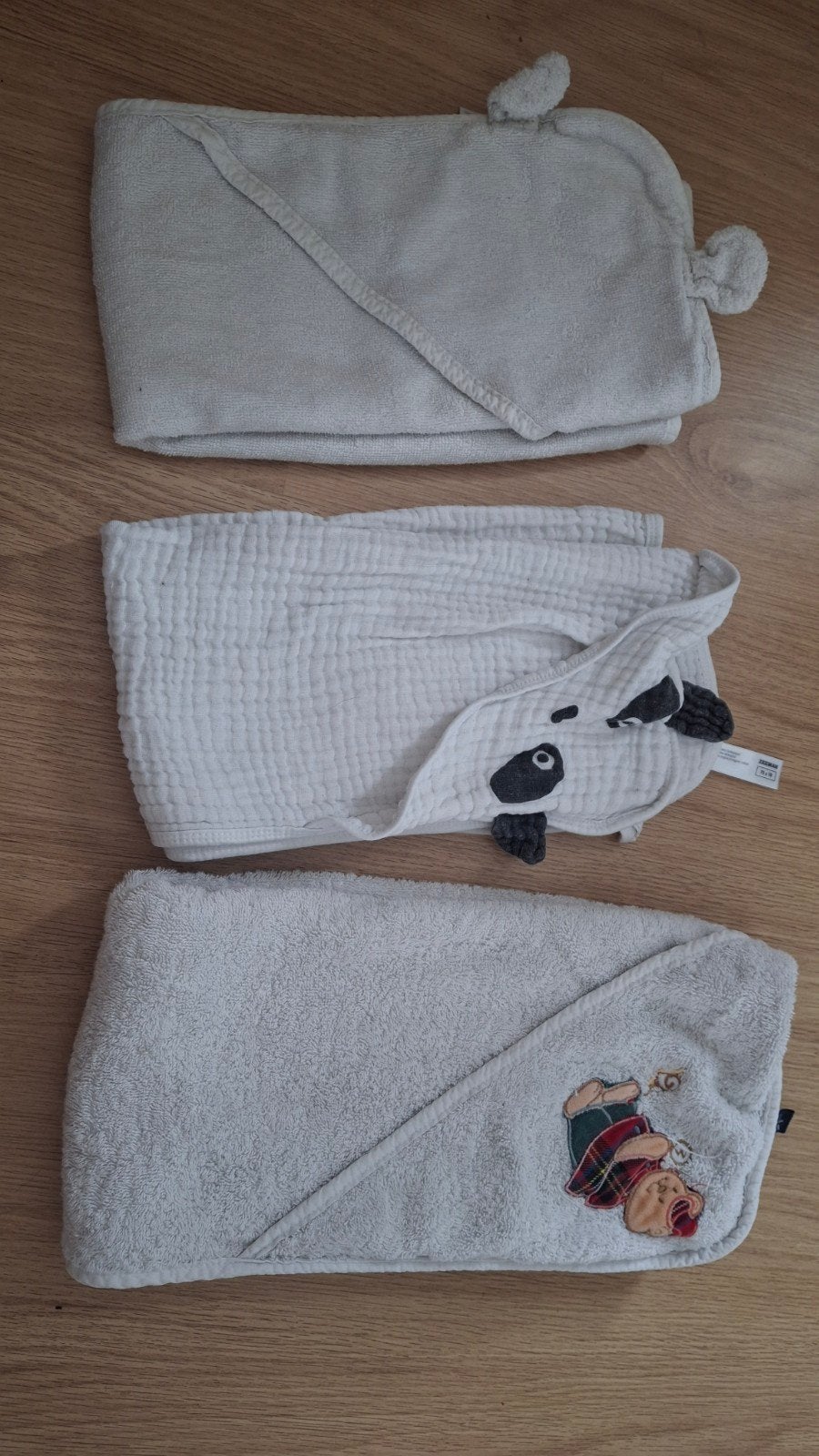 3 baby badcapes: Hema, Zeeman, Babyluxx, Gebruikt, Overige typen, Ophalen of Verzenden, Hema