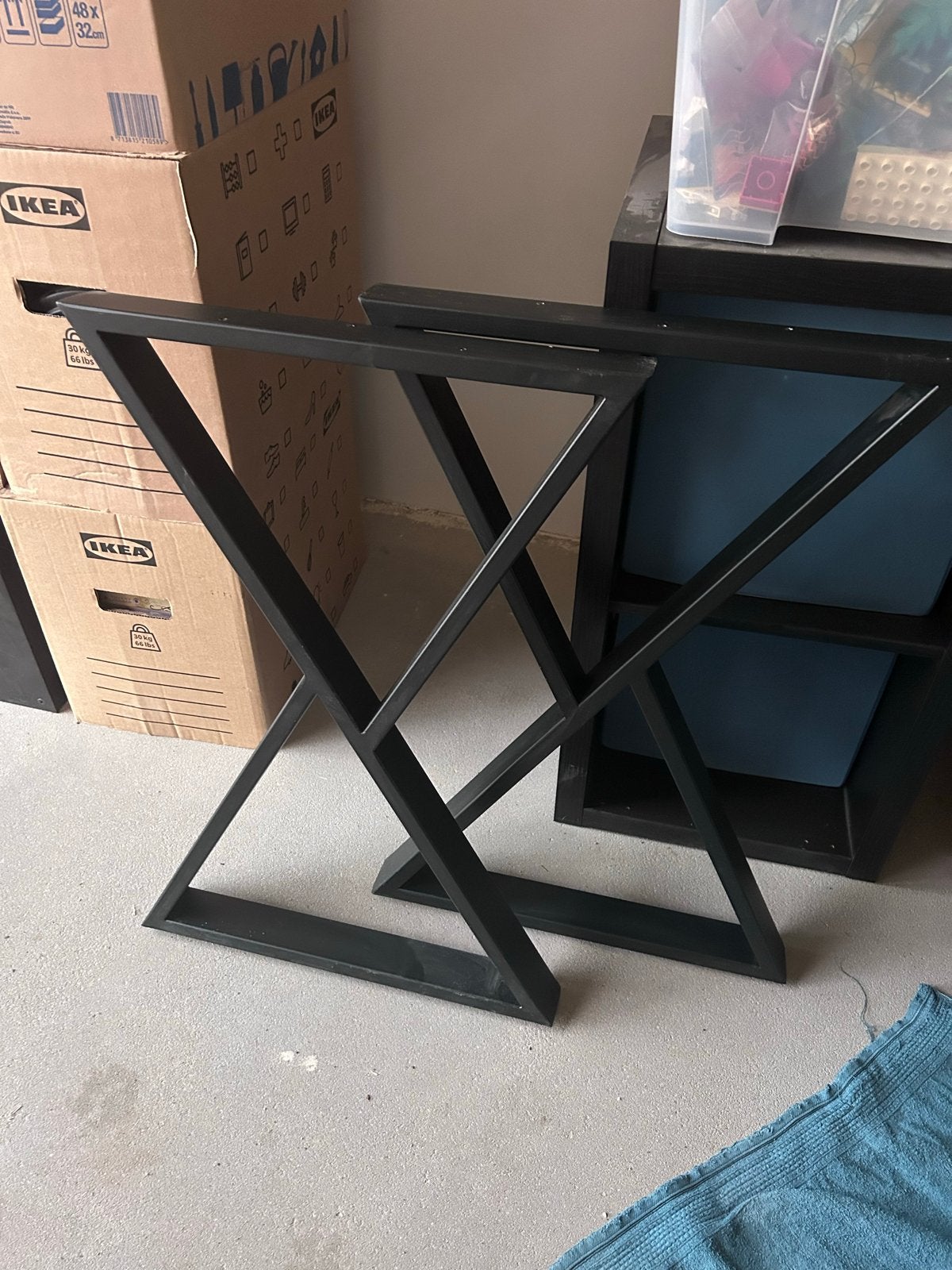 Stalen tafelpoot - Zwart design tafelframe (2 stuks), Huis en Inrichting, Tafelonderdelen, Ophalen, Tafelpoot, 50 tot 100 cm, 50 tot 100 cm