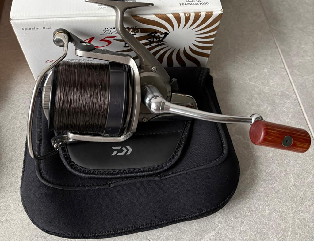 3x Daiwa Basia 45QDA met Weston spoelen - Topconditie!, Watersport en Boten, Hengelsport | Karpervissen, Ophalen, Zo goed als nieuw