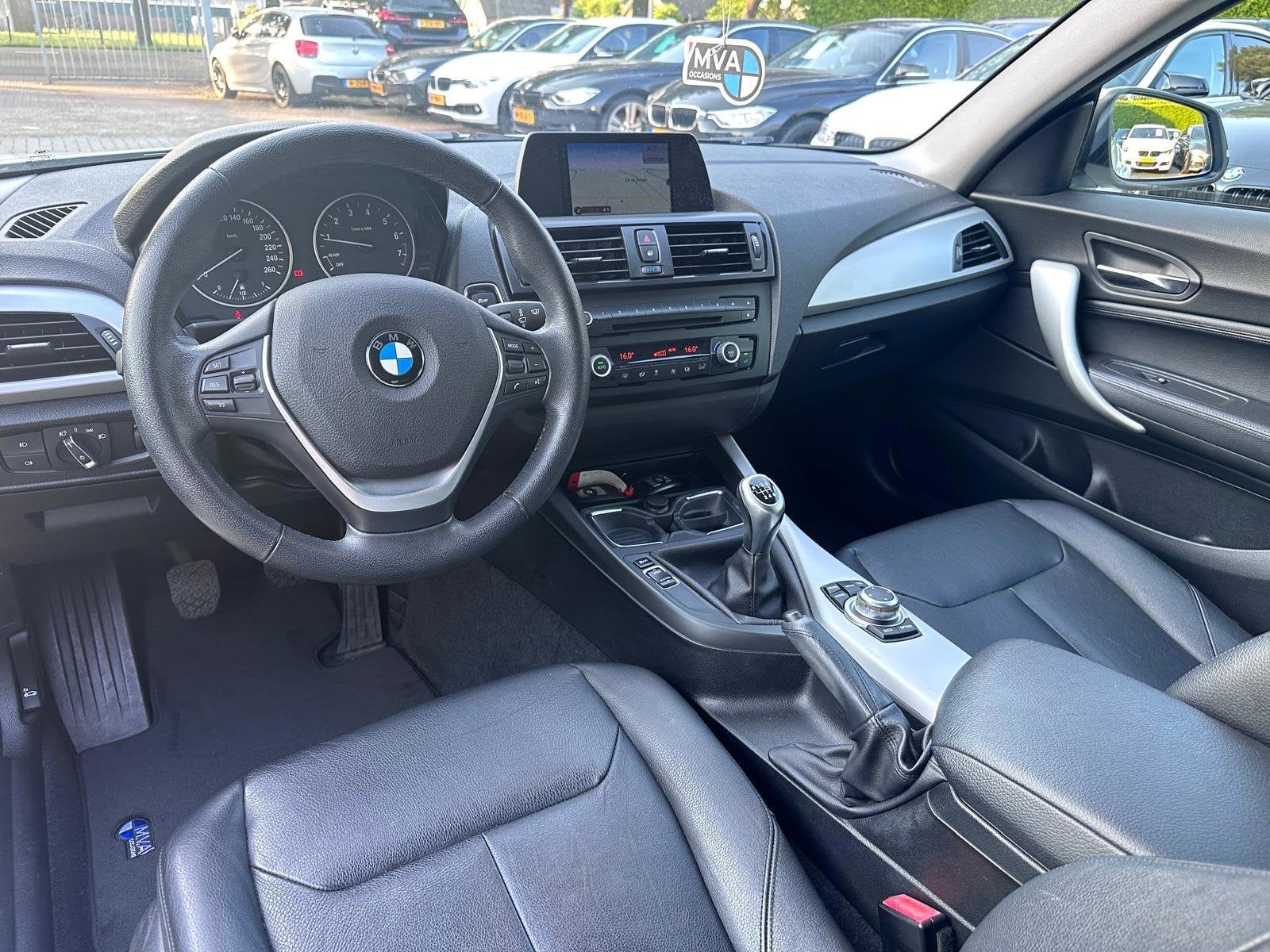 BMW 1-serie 116i Upgrade Edition|Nieuwe Ketting + Klepseals|, 1-Serie, Euro 5, Gebruikt, Zwart