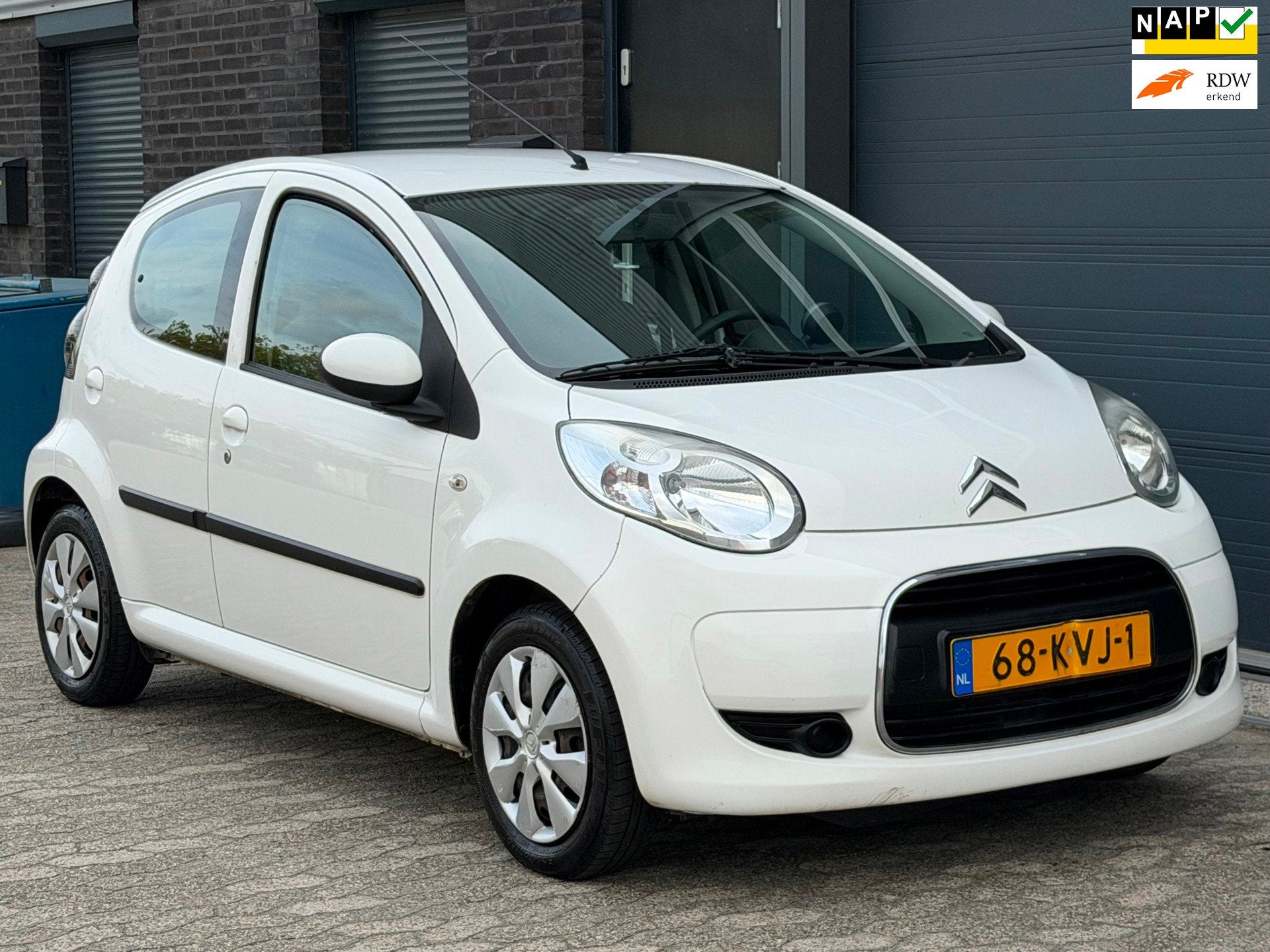 Citroen C1 1.0-12V Ambiance 5deurs nieuwe APK, Voorwielaandrijving, Stof, Gebruikt, 4 stoelen