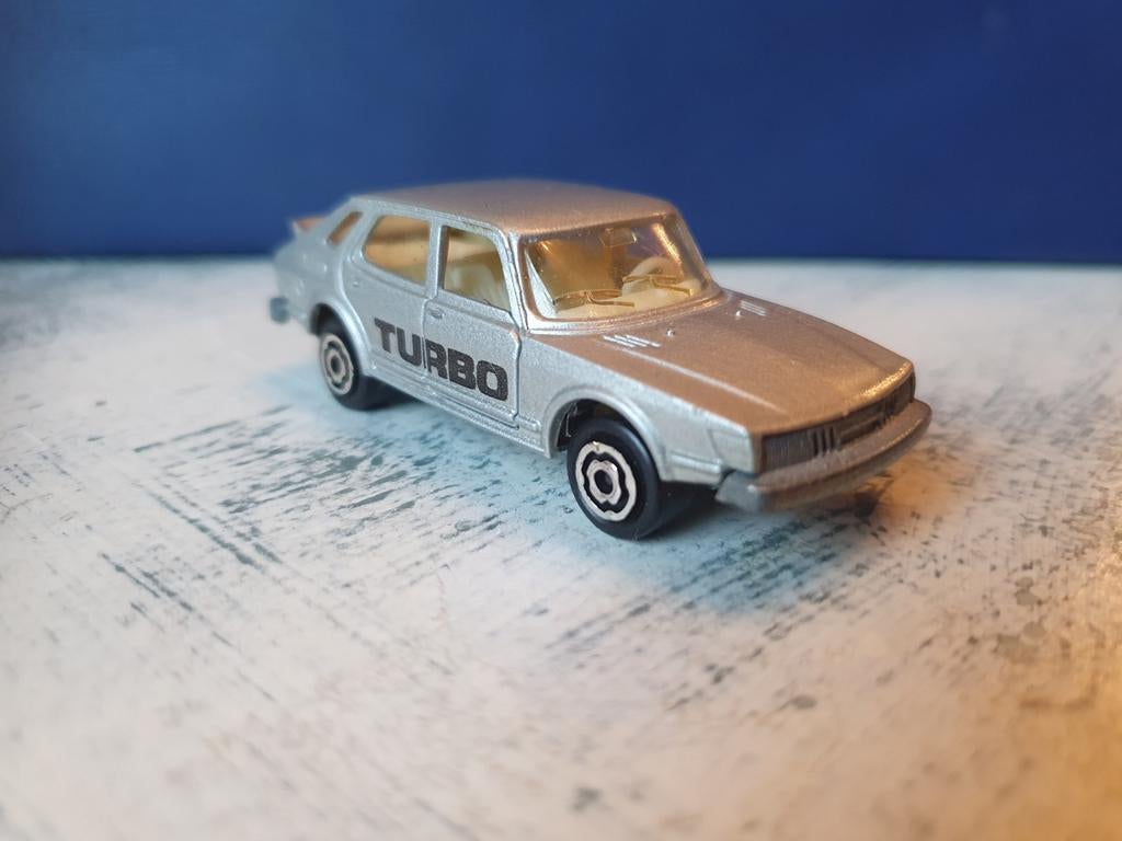 Majorette Saab Turbo, Hobby en Vrije tijd, Modelauto's | Overige schalen, Ophalen of Verzenden