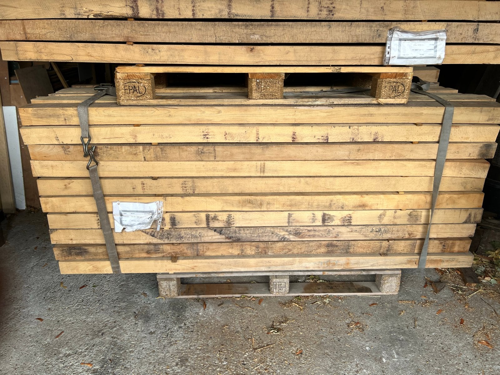 Beuken palen 7.5x 9.5 x 200 cm €7,50, Gebruikt, Ophalen of Verzenden, 200 tot 250 cm, Plank