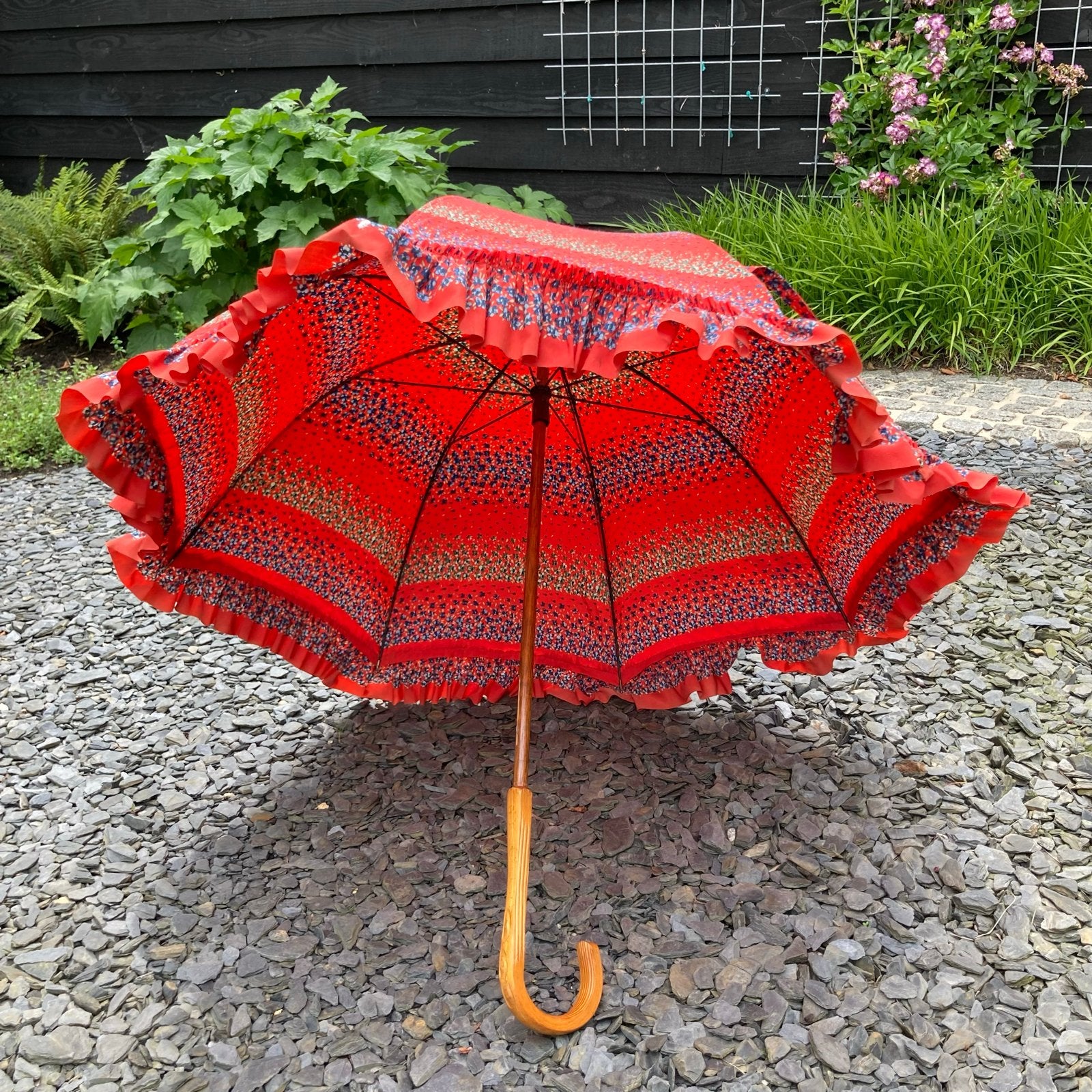Vintage paraplu met bloemenprint, Ophalen, Gebruikt, Rood