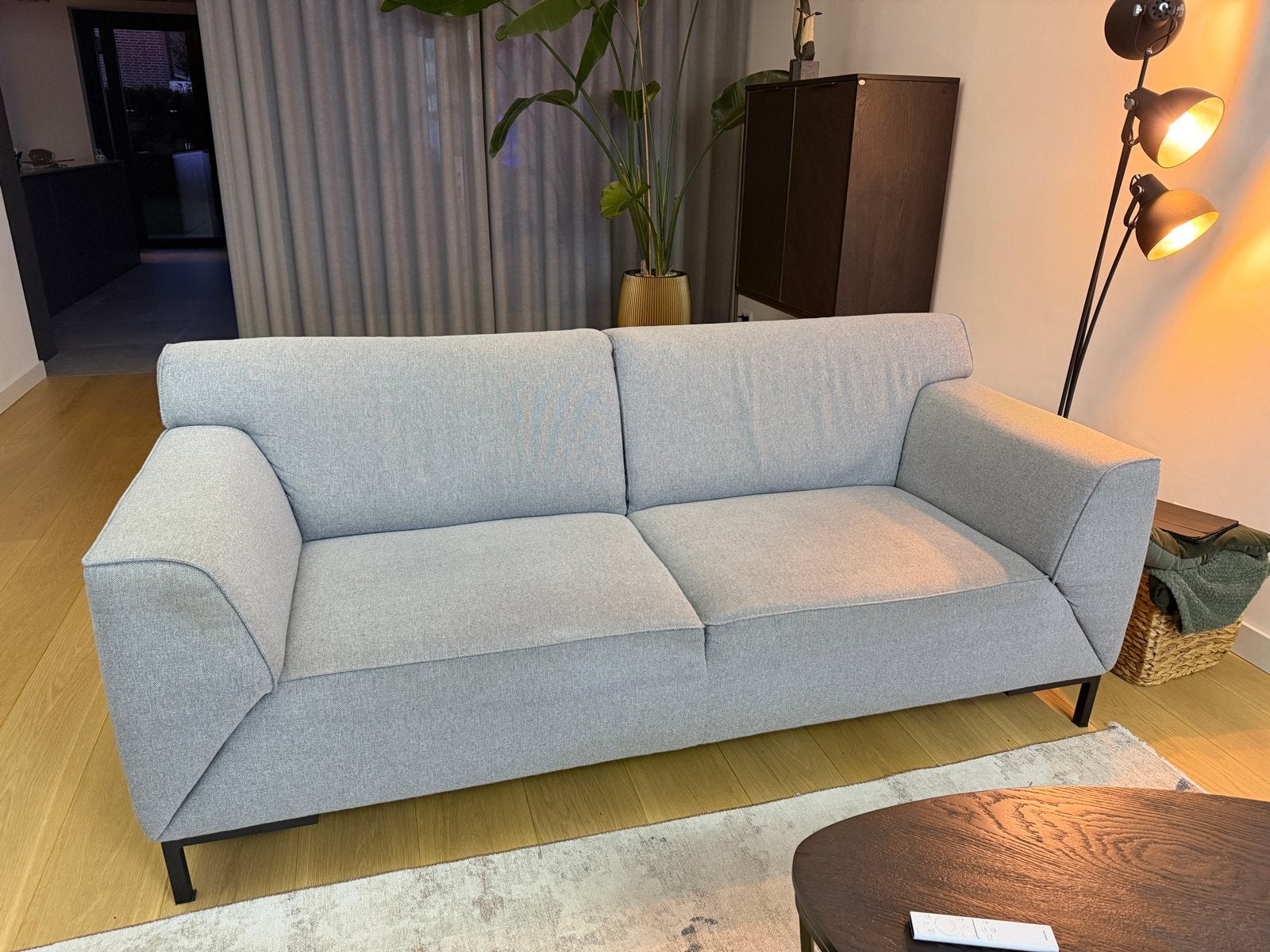 Moderne 2-zitsbank, Huis en Inrichting, Ophalen, 150 tot 200 cm, Tweepersoons, 75 tot 100 cm