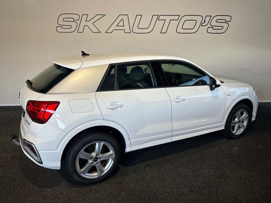 Audi Q2 35 TFSI S EDITION l CAMERA l TREKH l CLIMA l ELEK KL, 4 cilinders, Wit, Bedrijf, 690 kg