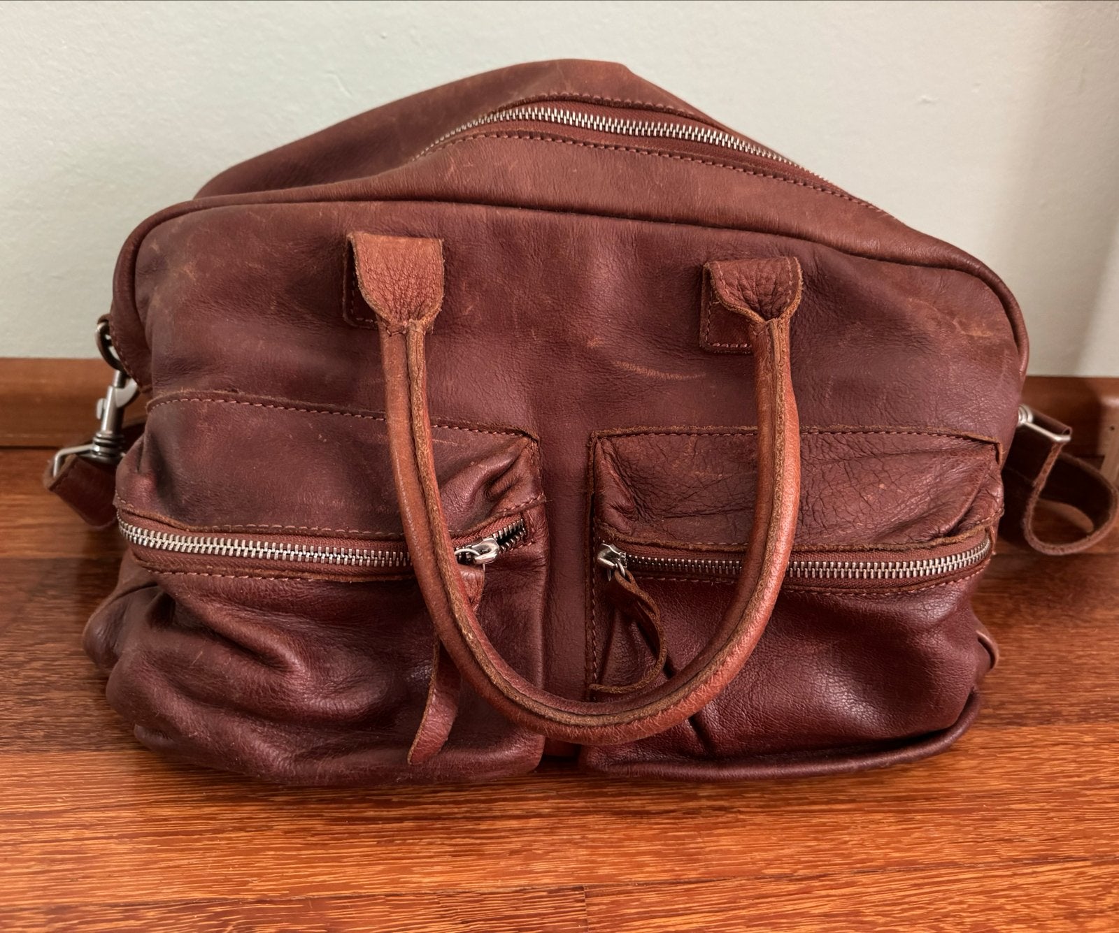 Cowboysbag luiertas cognac met mintgroene binnenkant, Kinderen en Baby's, Luiertassen, Bruin, Gebruikt, Cowboysbag, Extra vakken