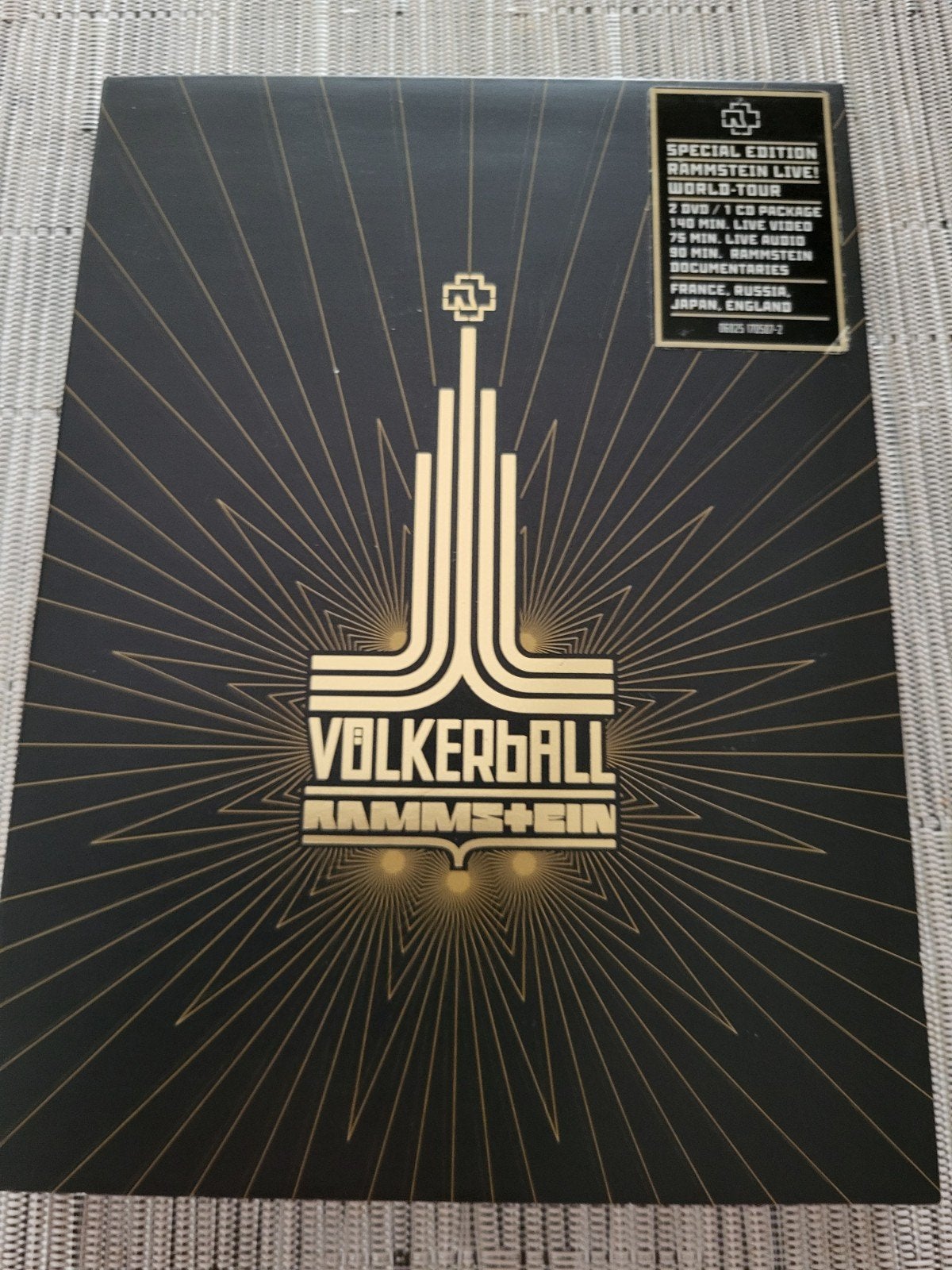 Rammstein -  Volkerball.(1 cd/2 Dvd), Ophalen of Verzenden, Zo goed als nieuw