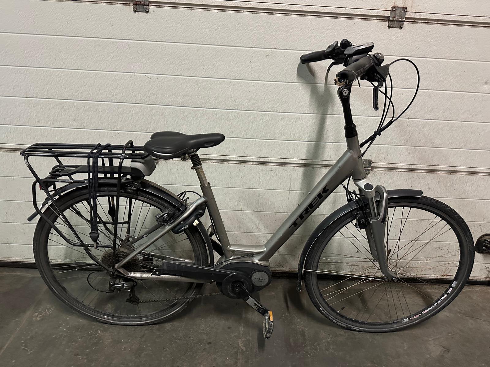 Trek elektrische fiets Frame 46 cm Prijs 100 euro, Minder dan 47 cm, Ophalen, Gebruikt, Overige merken