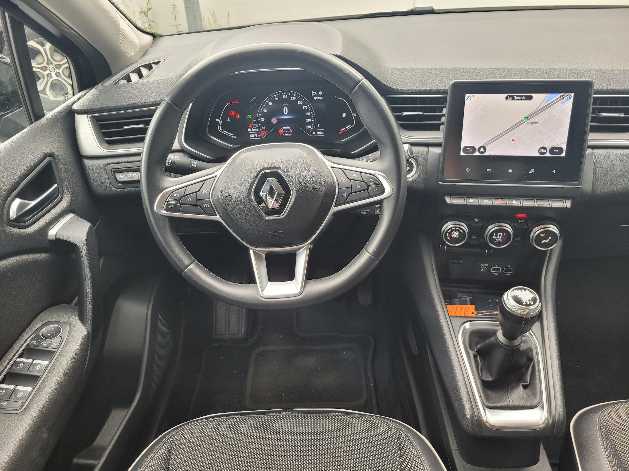 Renault Captur 1.3 TCe 140 Intens | Navigatie | Camera | 18", Gebruikt, 4 cilinders, Met garantie (alle), Leder en Stof